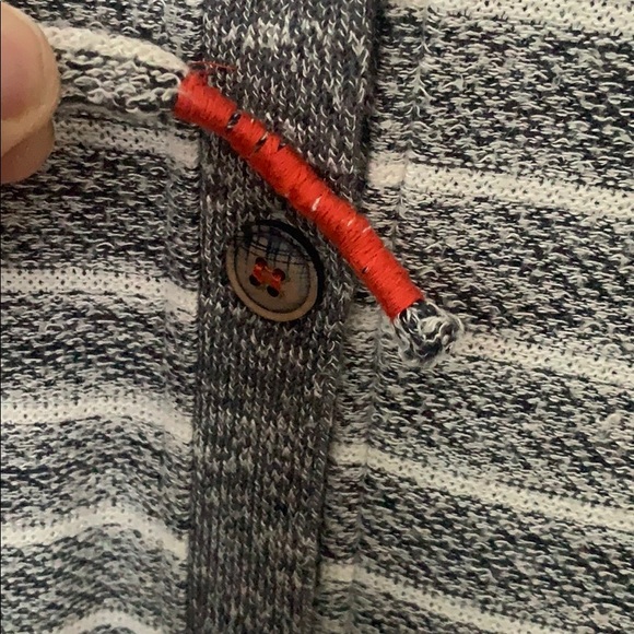 Hem & Thread button up hoodie - Picture 5 of 5